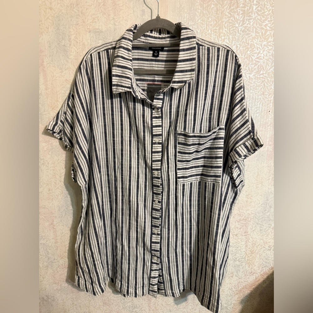 a.n.a Black and White Striped Button Down Casual Lagan Look Shirt, Sz XL